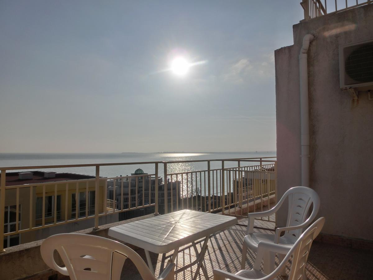 2 Bedroom Imperial Apartment With Panoramic Sea Views, Sveti Vlas Esterno foto